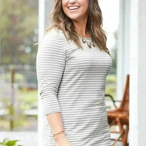 Matilda Jane 'Measure in Love' Tee Womens M grey white stripe 3/4 sleeves